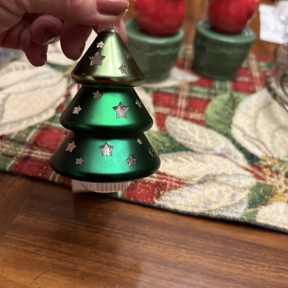 Bath & Body Works Green Christmas Tree Plug In Holder Metallic - Picture 1 of 4